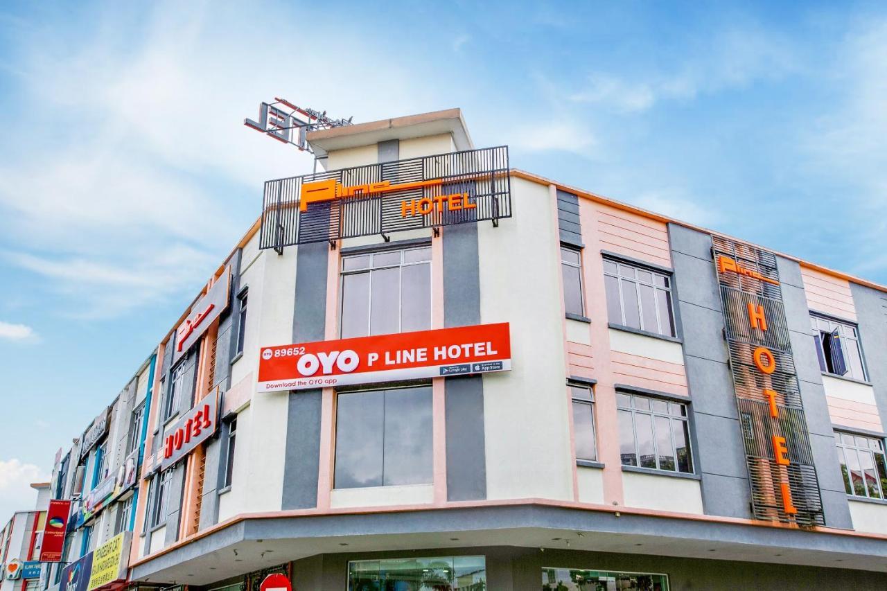 Oyo 89652 P Line Hotel Johor Bahru Buitenkant foto